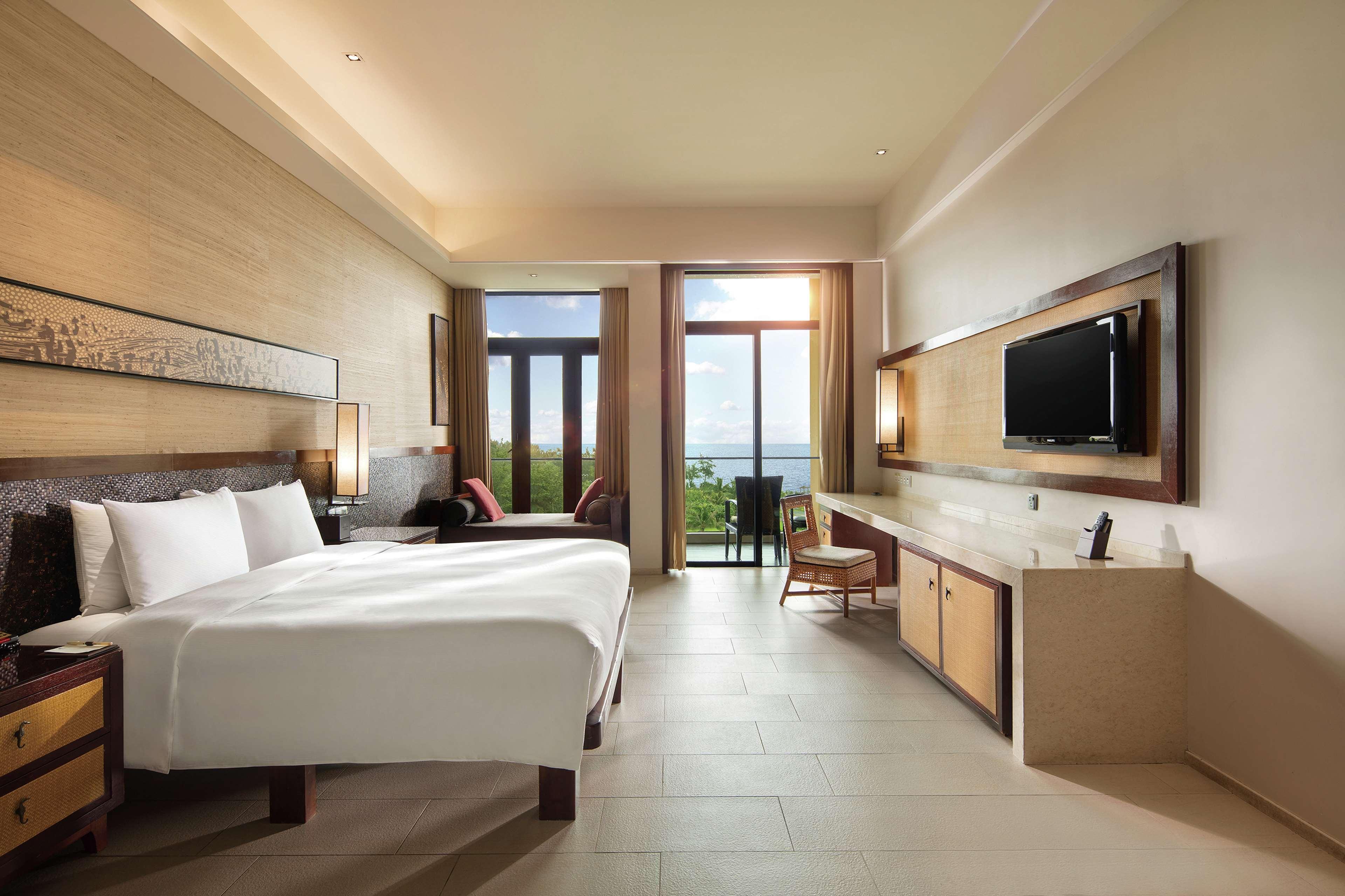 Doubletree Resort By Hilton Sanya Haitang Bay Exterior photo